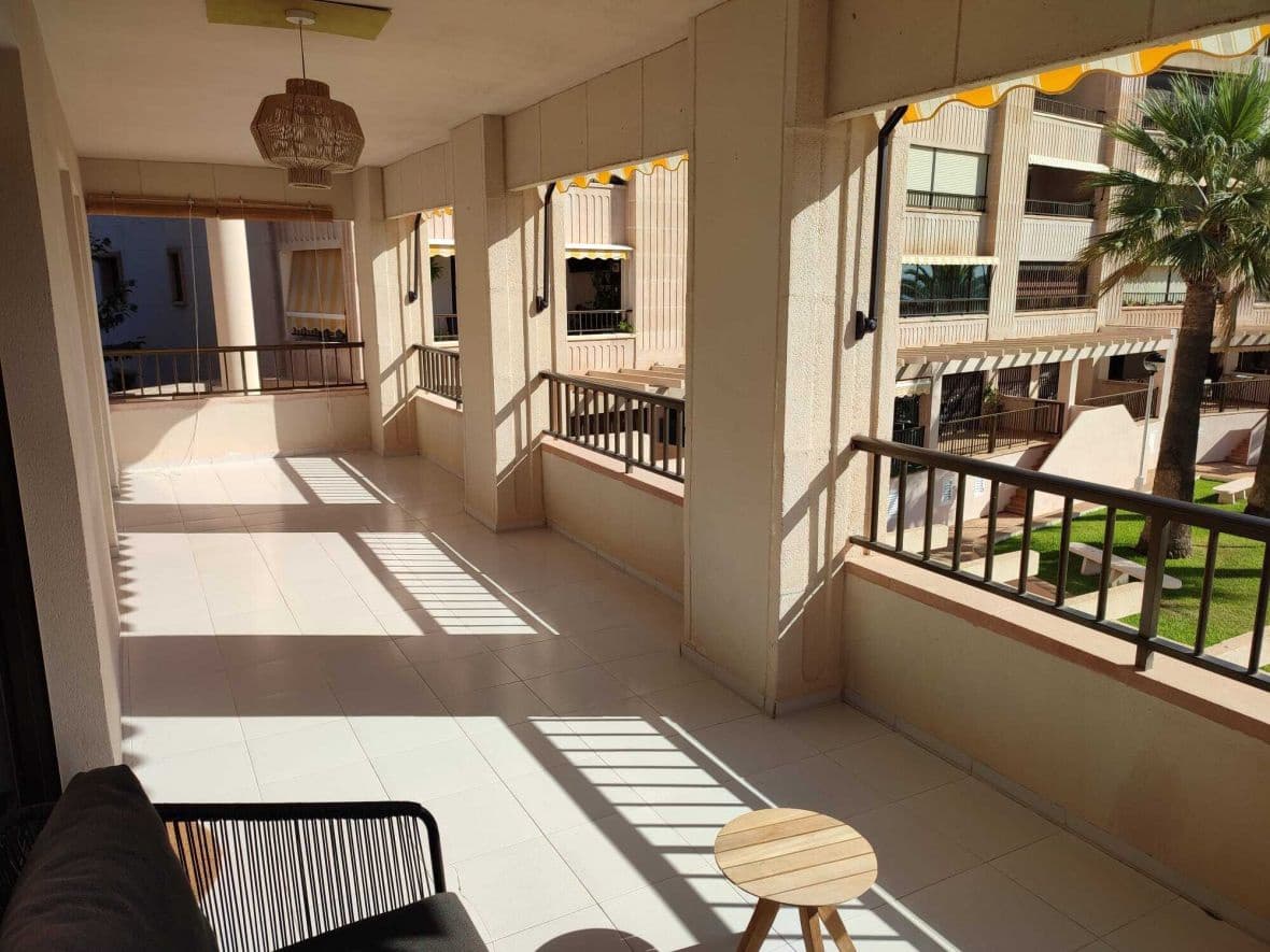 3 camera da letto Appartamento da affittare in Alicante citta con piscina - 1.500 € (Rif: 7852052)