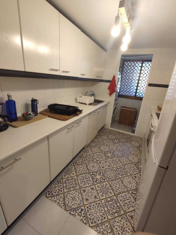 3 camera da letto Appartamento da affittare in Alicante citta con piscina - 1.500 € (Rif: 7852052)