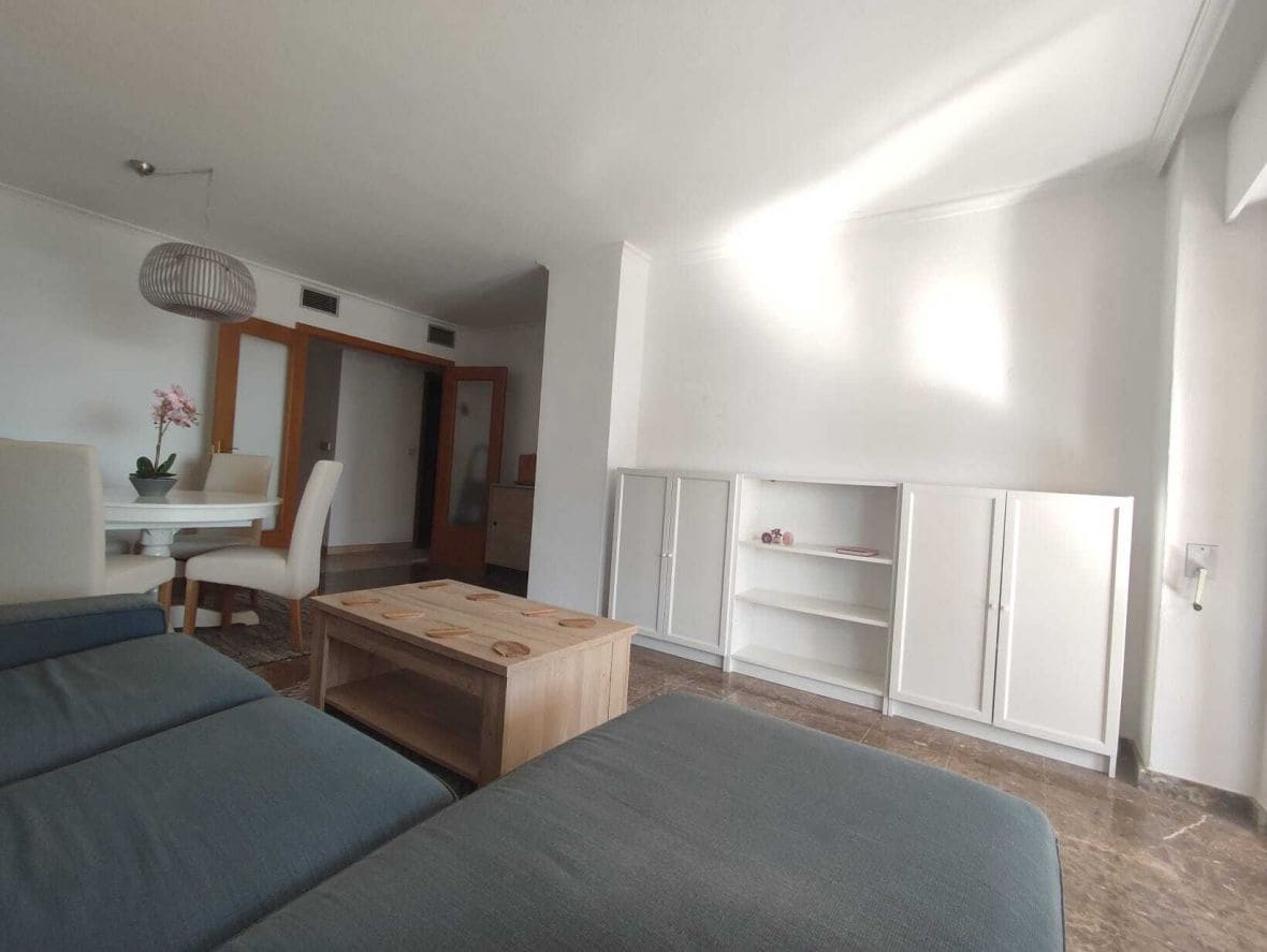 3 camera da letto Appartamento da affittare in Alicante citta con piscina - 1.500 € (Rif: 7852052)