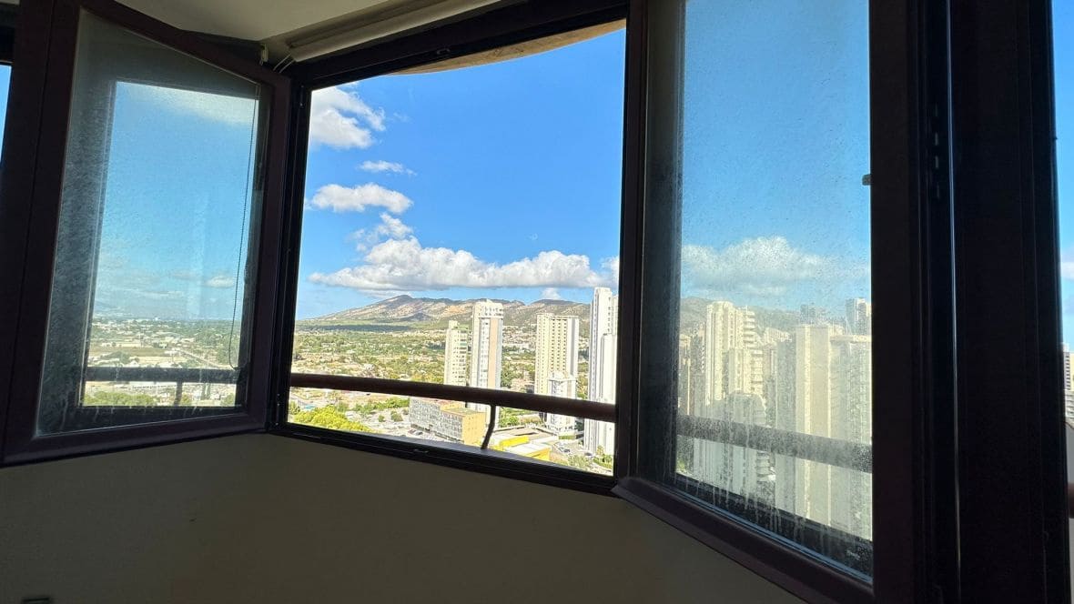 2 sypialnia Apartament na sprzedaż w Benidorm z basenem - 240 000 € (Ref: 8003421)
