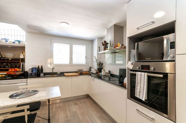 4 soveværelse Villa til salg i Muchamiel / Mutxamel med swimmingpool - € 450.000 (Ref: 8473383)