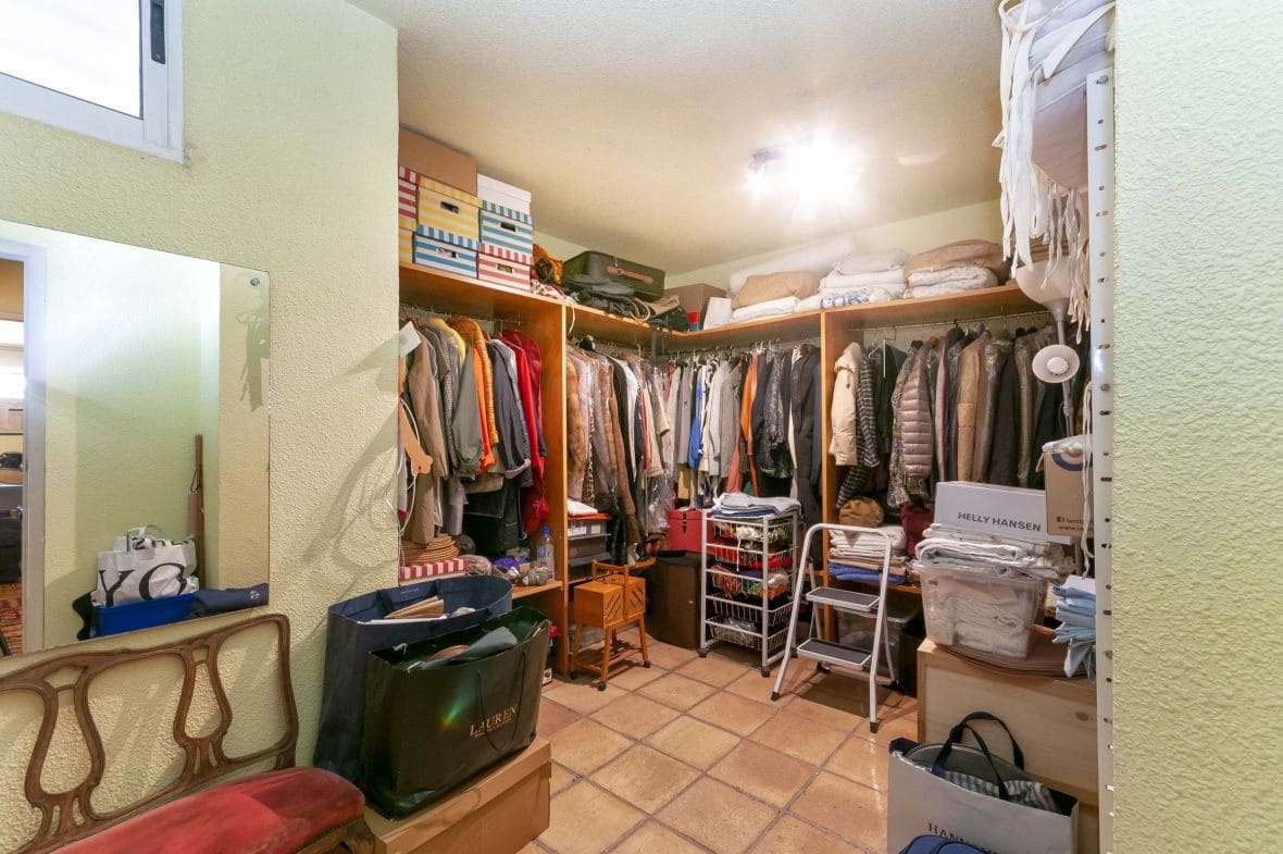 4 bedroom Villa for sale in Muchamiel / Mutxamel with pool - € 450,000 (Ref: 8473383)