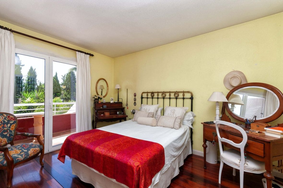 4 bedroom Villa for sale in Muchamiel / Mutxamel with pool - € 450,000 (Ref: 8473383)