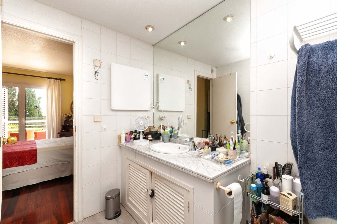 4 bedroom Villa for sale in Muchamiel / Mutxamel with pool - € 450,000 (Ref: 8473383)