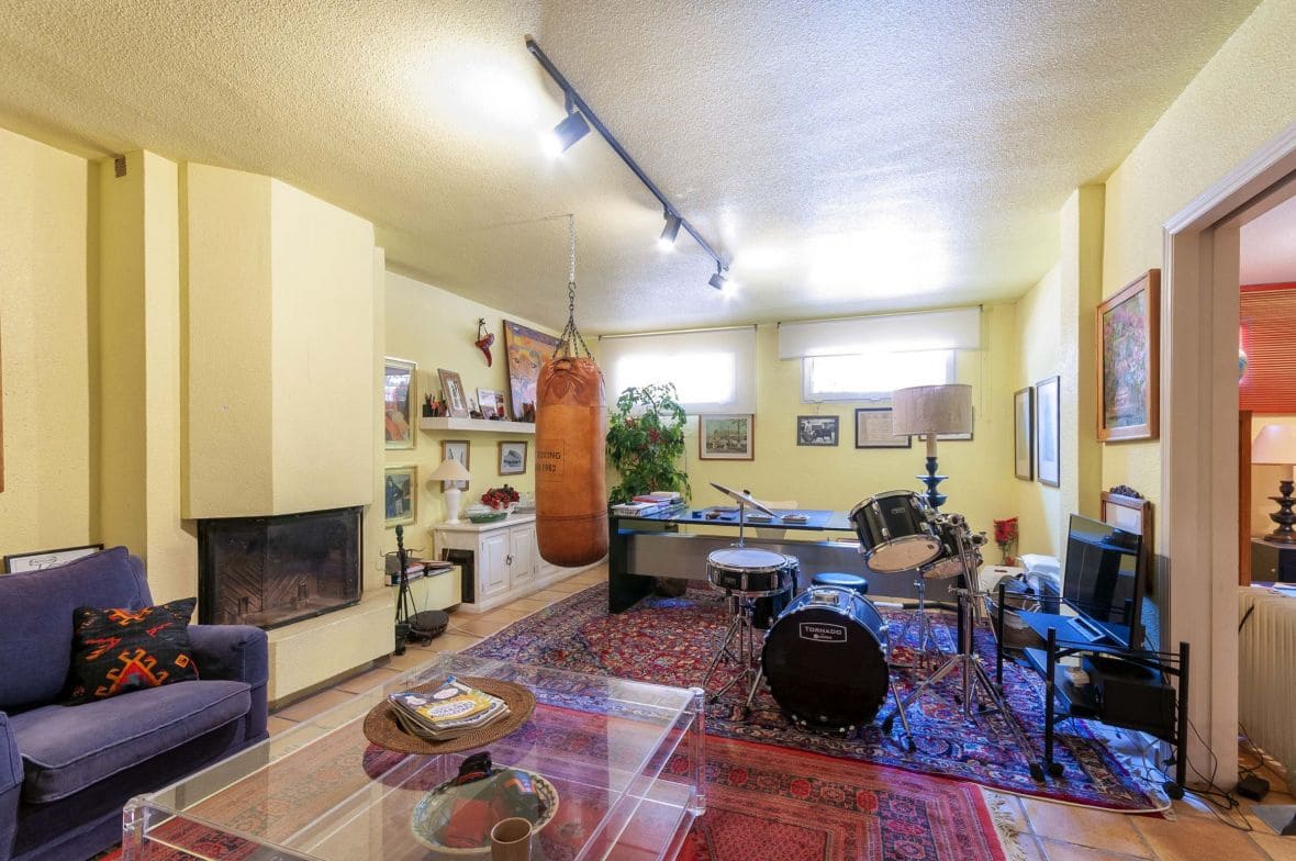 4 bedroom Villa for sale in Muchamiel / Mutxamel with pool - € 450,000 (Ref: 8473383)