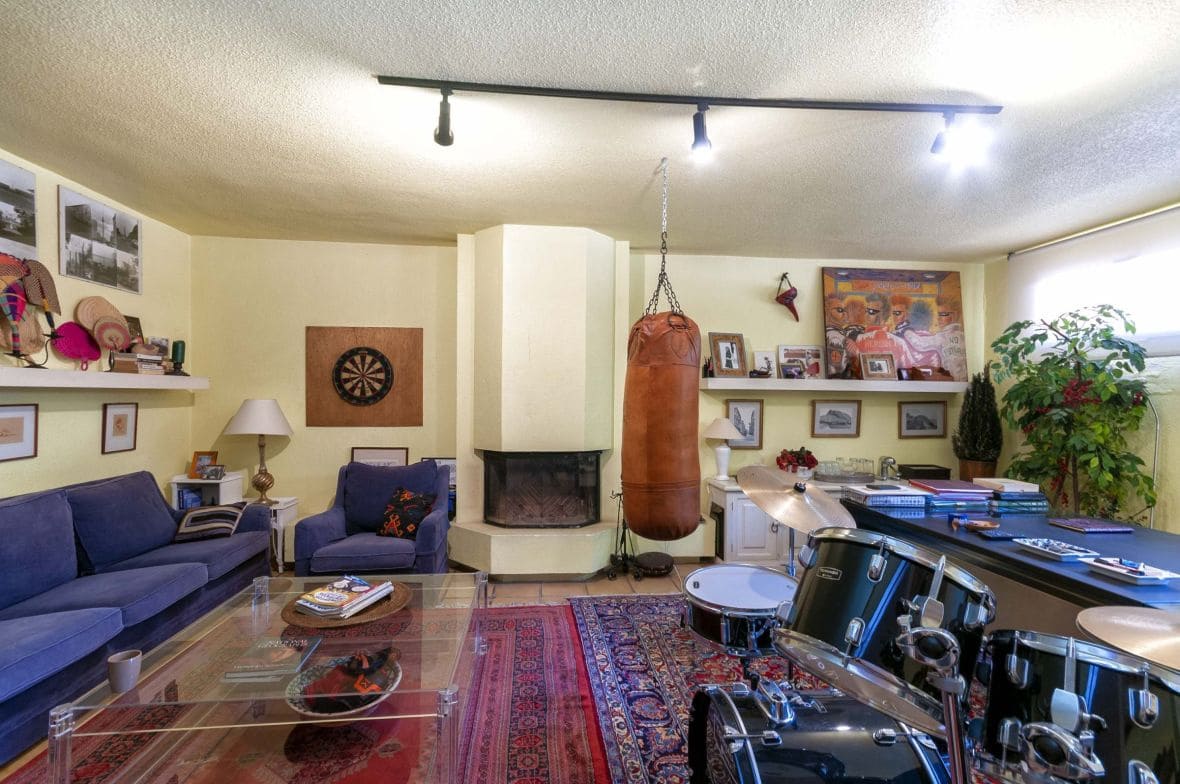 4 bedroom Villa for sale in Muchamiel / Mutxamel with pool - € 450,000 (Ref: 8473383)