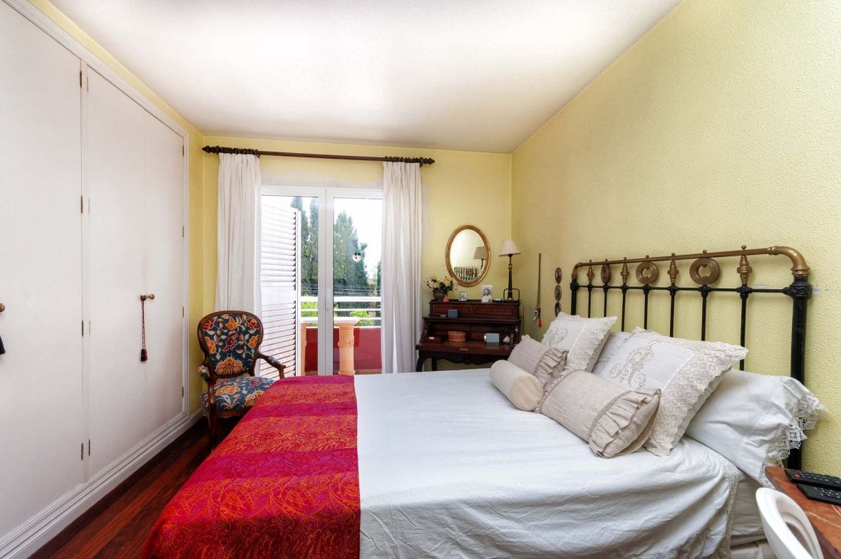 4 bedroom Villa for sale in Muchamiel / Mutxamel with pool - € 450,000 (Ref: 8473383)