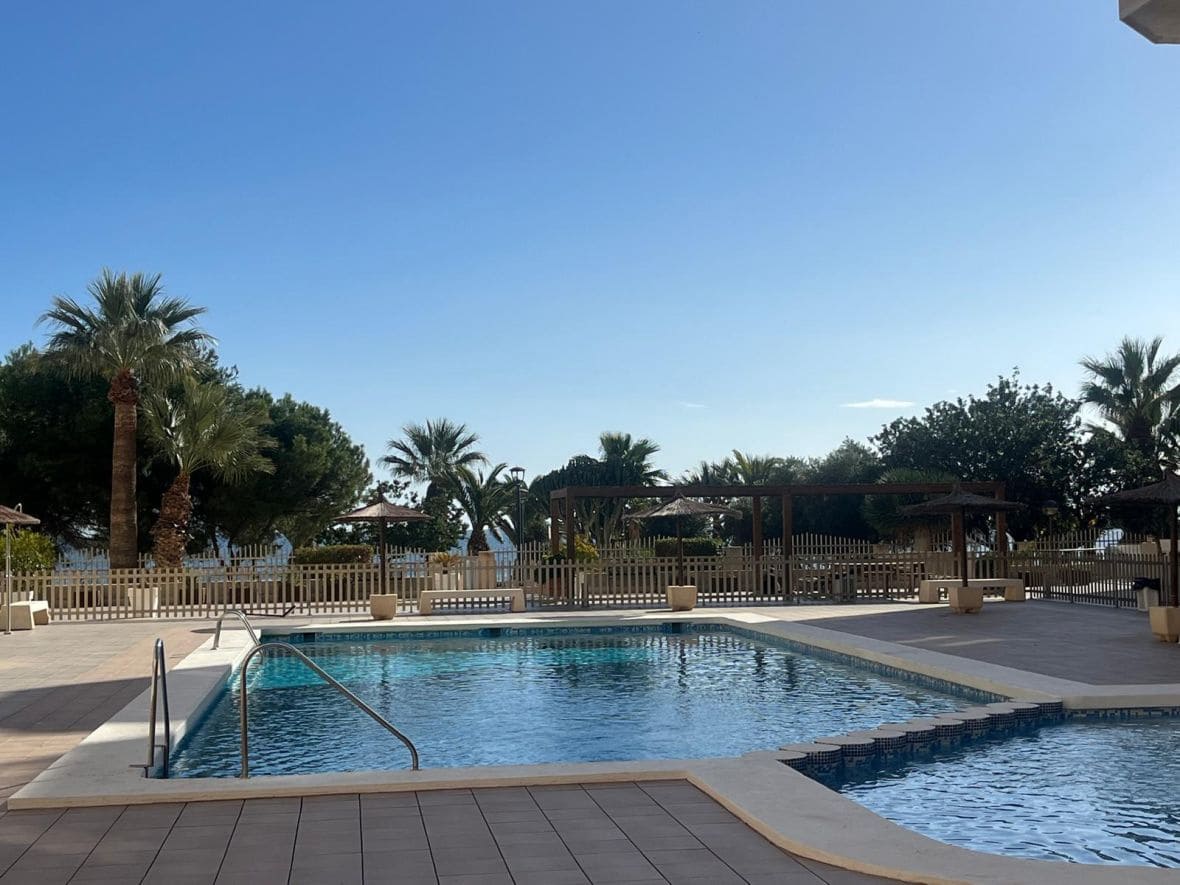 1 makuuhuone Huoneisto vuokrattavana paikassa El Campello mukana uima-altaan - 1 100 € (Ref: 8734620)