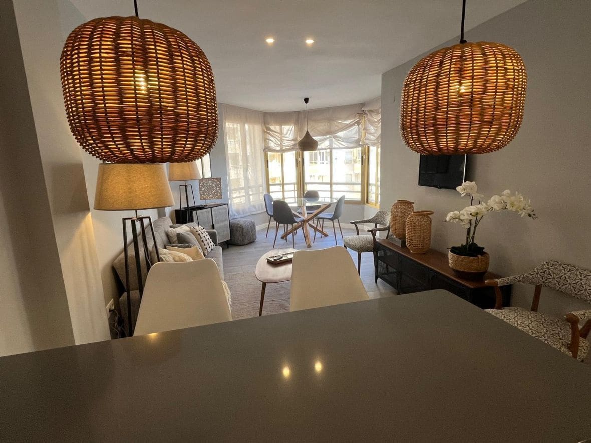 1 makuuhuone Huoneisto vuokrattavana paikassa El Campello mukana uima-altaan - 1 100 € (Ref: 8734620)