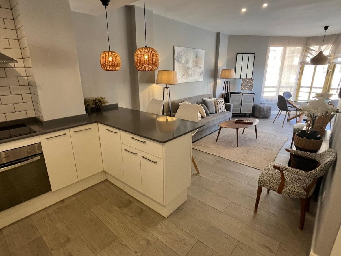 1 makuuhuone Huoneisto vuokrattavana paikassa El Campello mukana uima-altaan - 1 100 € (Ref: 8734620)