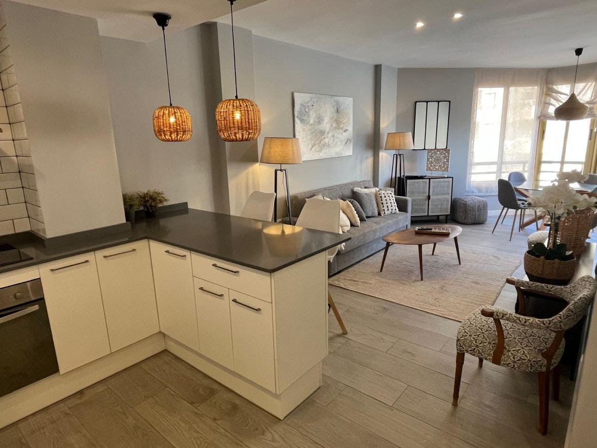 1 makuuhuone Huoneisto vuokrattavana paikassa El Campello mukana uima-altaan - 1 100 € (Ref: 8734620)