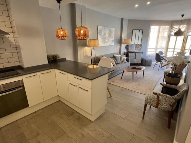 1 makuuhuone Huoneisto vuokrattavana paikassa Playa de Muchavista, El Campello mukana uima-altaan - 1 100 € (Ref: 8734620)