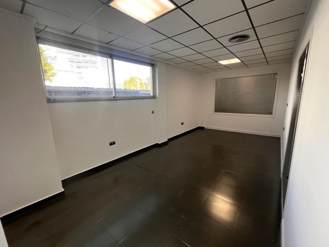 11 camera da letto Azienda da affittare in Cabo de las Huertas, Alicante città - 2.400 € (Rif: 8754803)