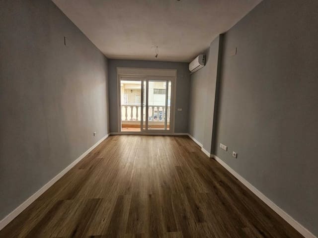2 slaapkamer Flat te koop in Gaspar Perelló, Torrevieja - € 159.000 (Ref: 8861435)