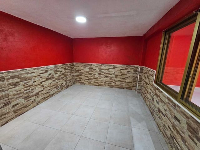 Azienda in vendita in Carolinas Altas, Alicante città - 120.000 € (Rif: 8862101)