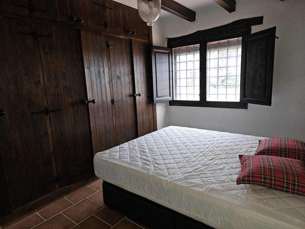 8 soveværelse Byhus til salg i Calarreona - € 850.000 (Ref: 8879214)