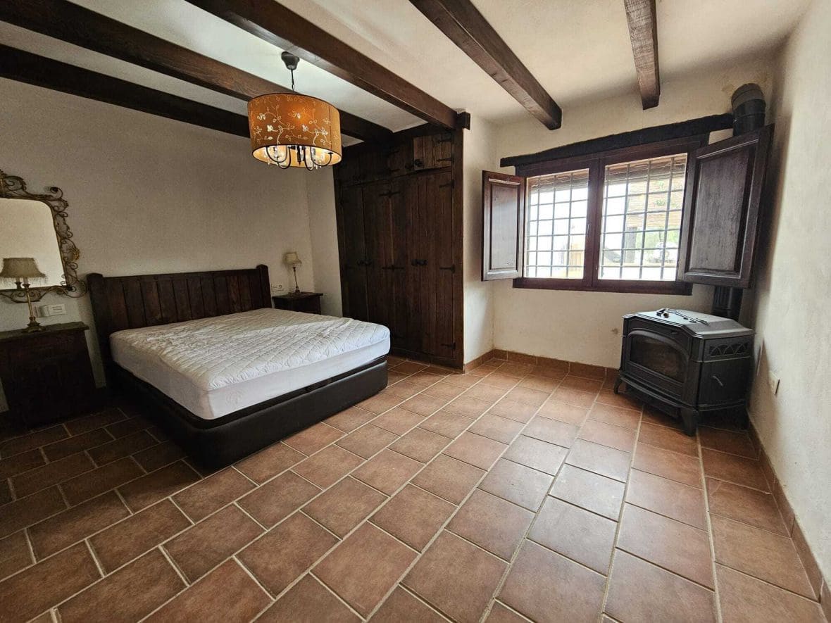 8 soveværelse Byhus til salg i Calarreona - € 850.000 (Ref: 8879214)