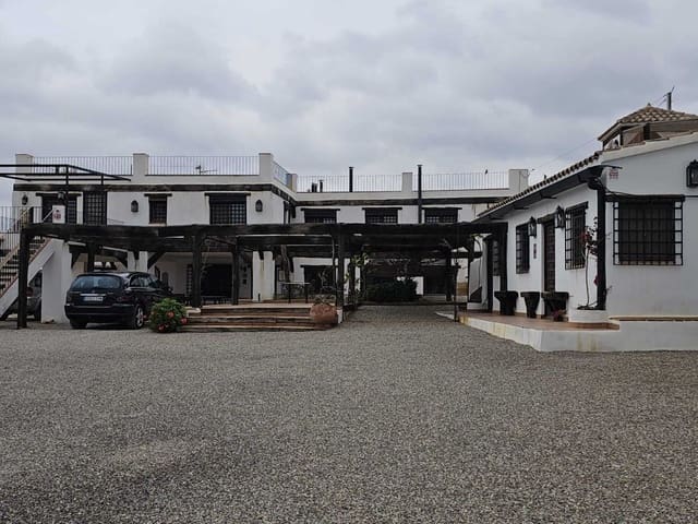 8 soverom Hus til salgs i Calarreona, Aguilas - € 850 000 (Ref: 8879214)