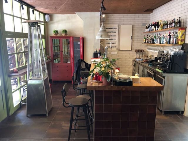 Virksomhed til salg i Mercado, Alicante by - € 350.000 (Ref: 8917442)