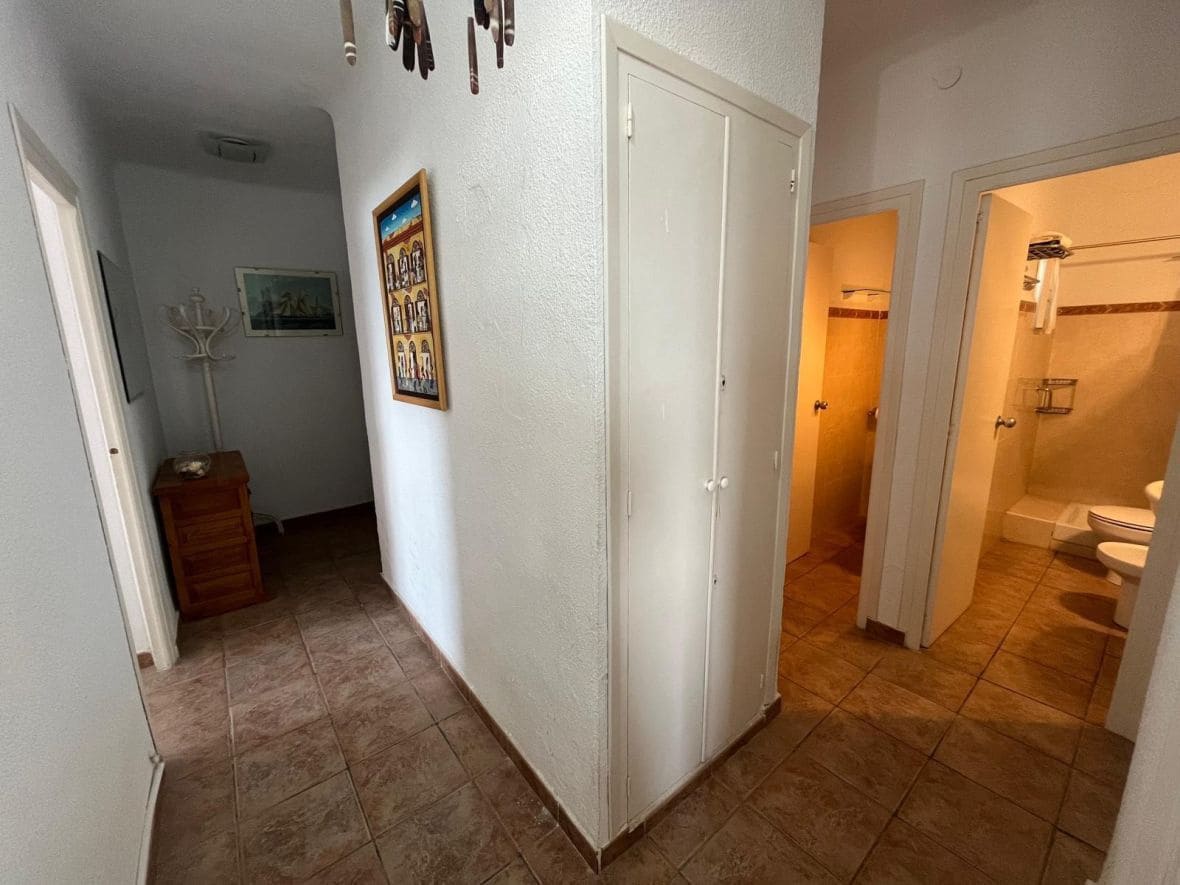 2 soveværelse Lejlighed til leje i El Campello - € 1.100 (Ref: 9035887)