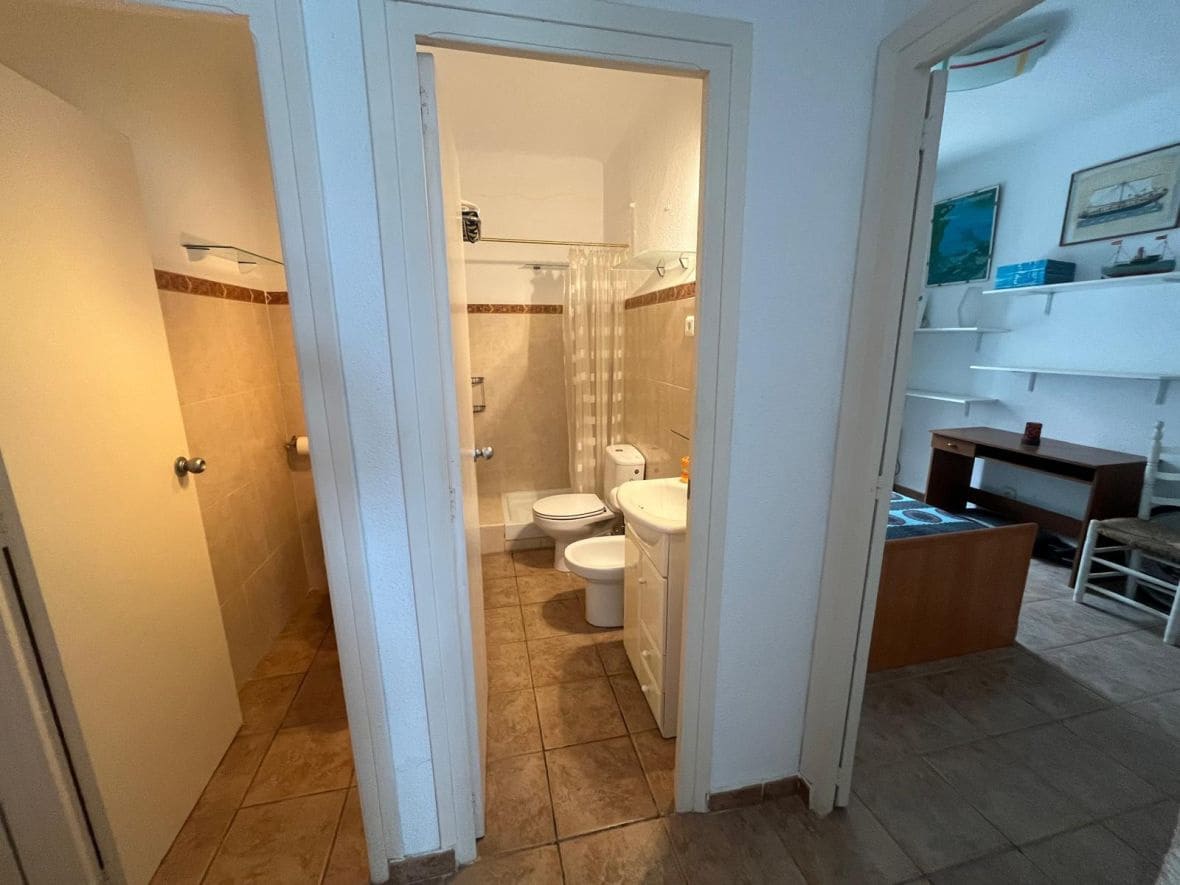 2 soveværelse Lejlighed til leje i El Campello - € 1.100 (Ref: 9035887)