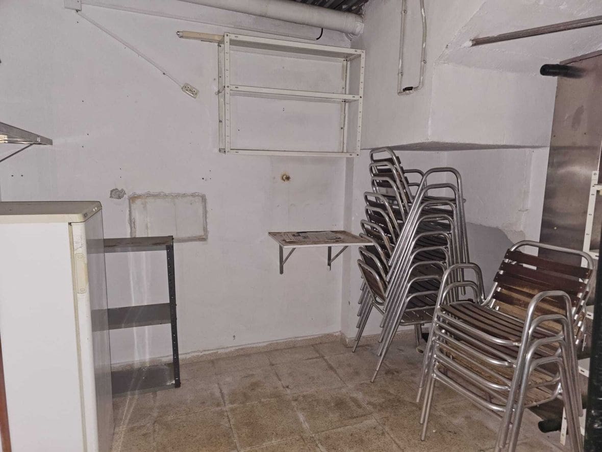 Virksomhed til salg i El Campello - € 90.000 (Ref: 9043942)