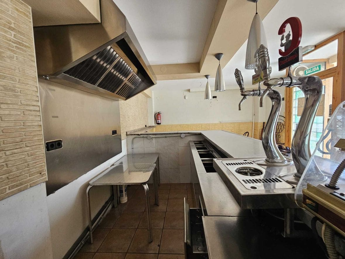 Virksomhed til salg i El Campello - € 90.000 (Ref: 9043942)