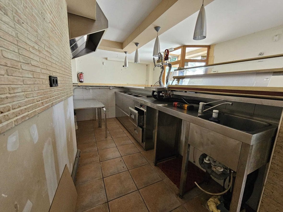 Virksomhed til salg i El Campello - € 90.000 (Ref: 9043942)