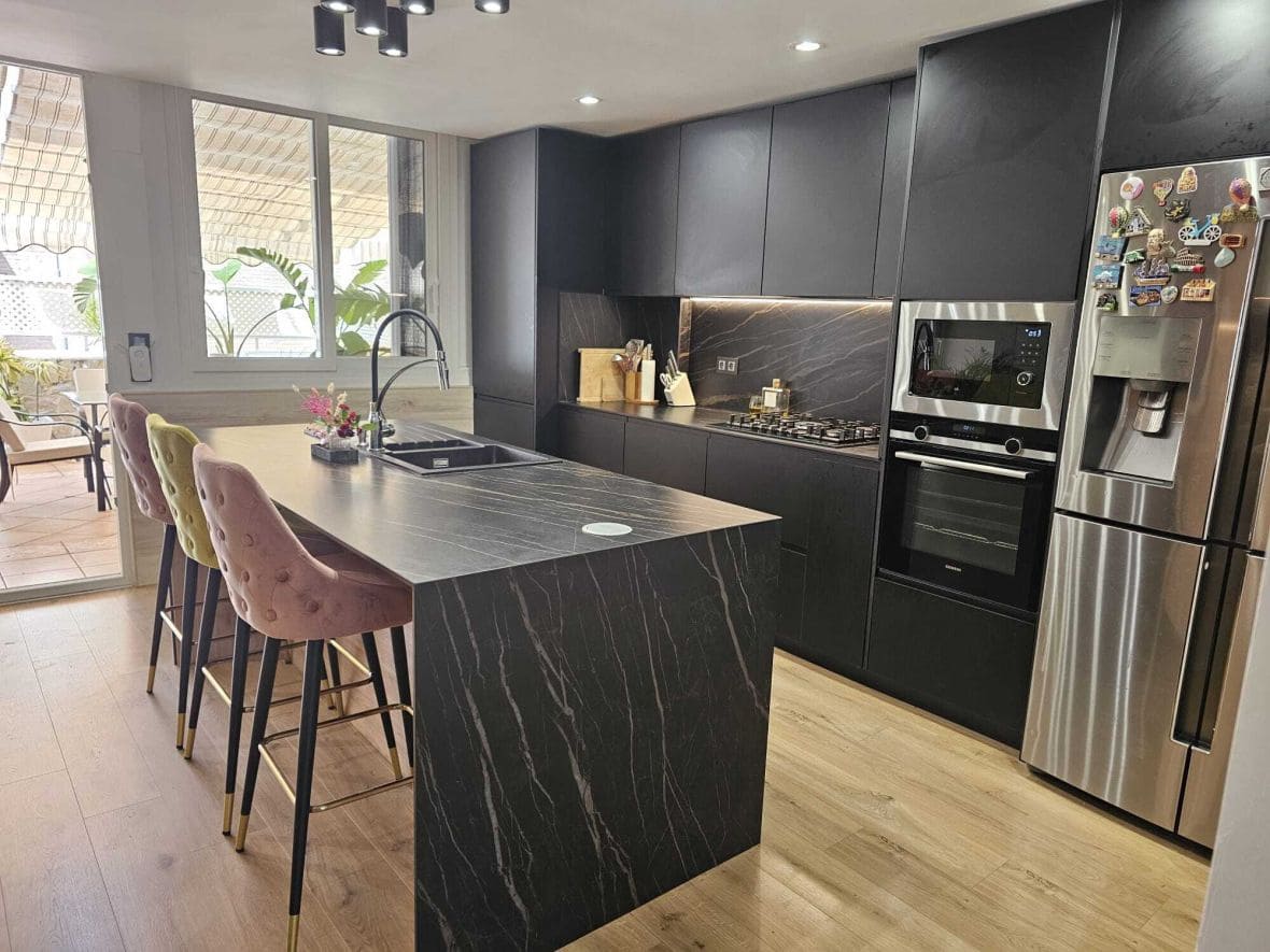 4 soveværelse Bungalow til salg i Alicante by med swimmingpool - € 589.900 (Ref: 9047222)