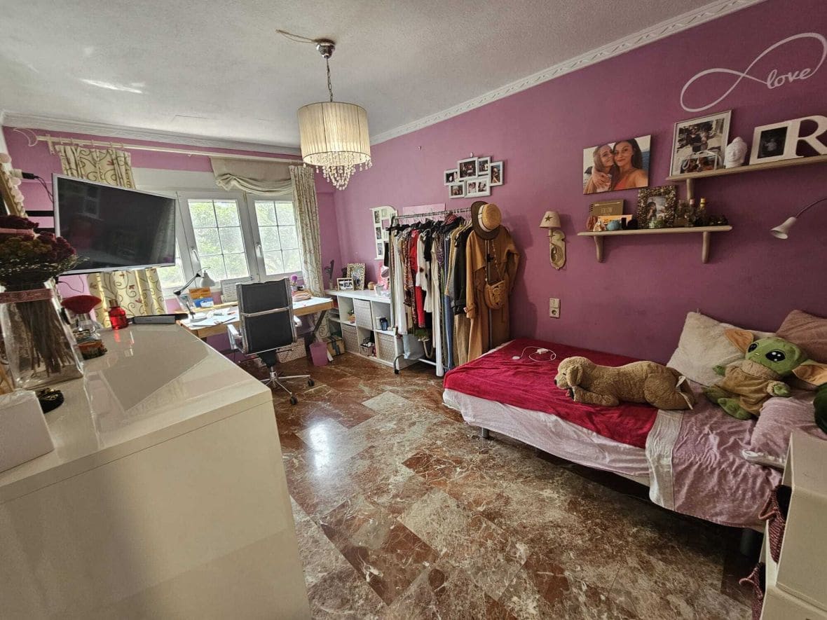 4 soveværelse Bungalow til salg i Alicante by med swimmingpool - € 589.900 (Ref: 9047222)