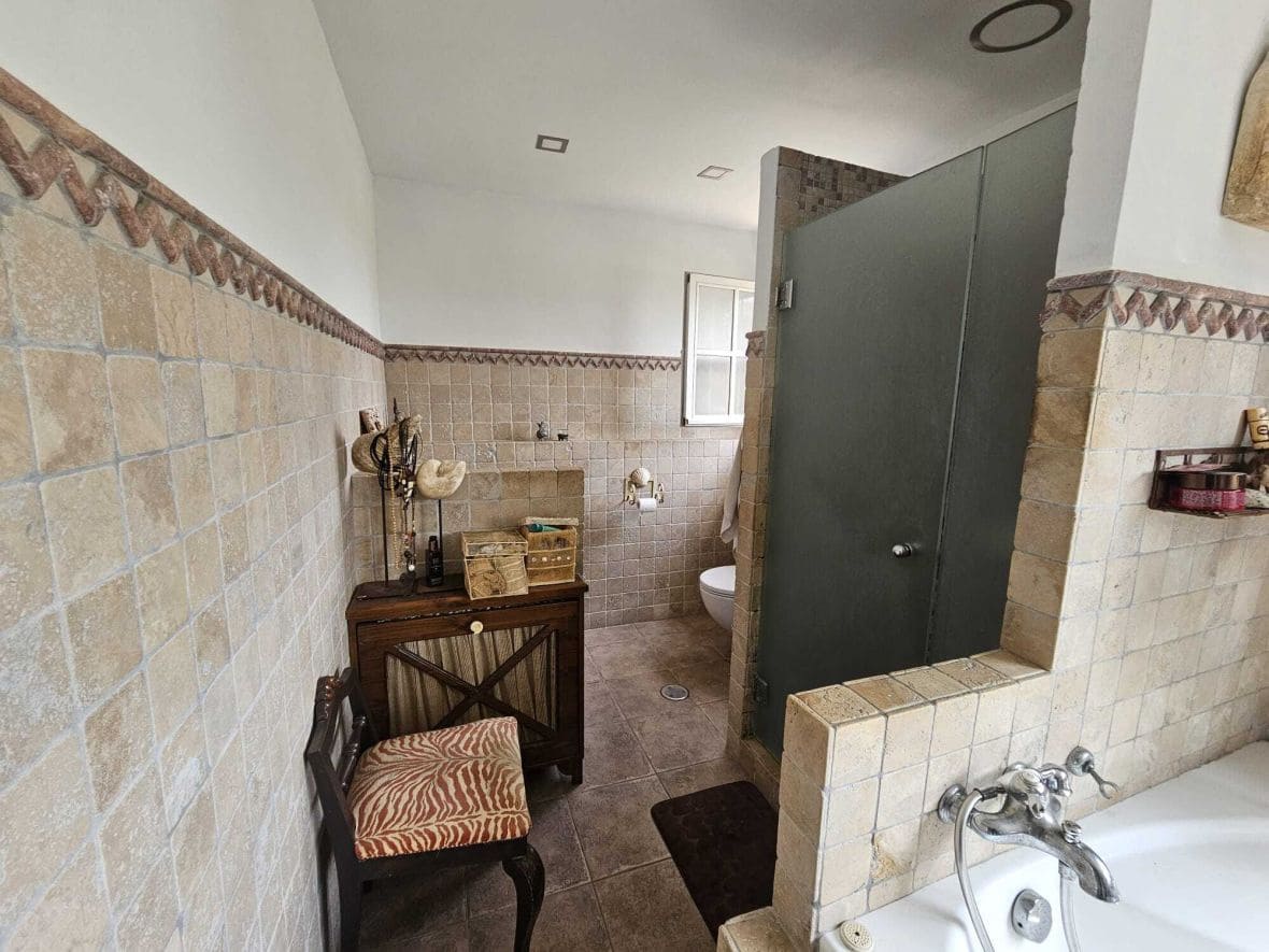 4 soveværelse Bungalow til salg i Alicante by med swimmingpool - € 589.900 (Ref: 9047222)