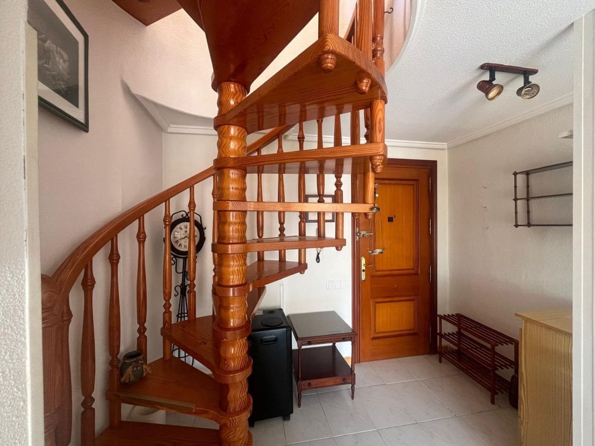 2 soveværelse Lejlighed til salg i Guardamar del Segura - € 235.000 (Ref: 9160706)