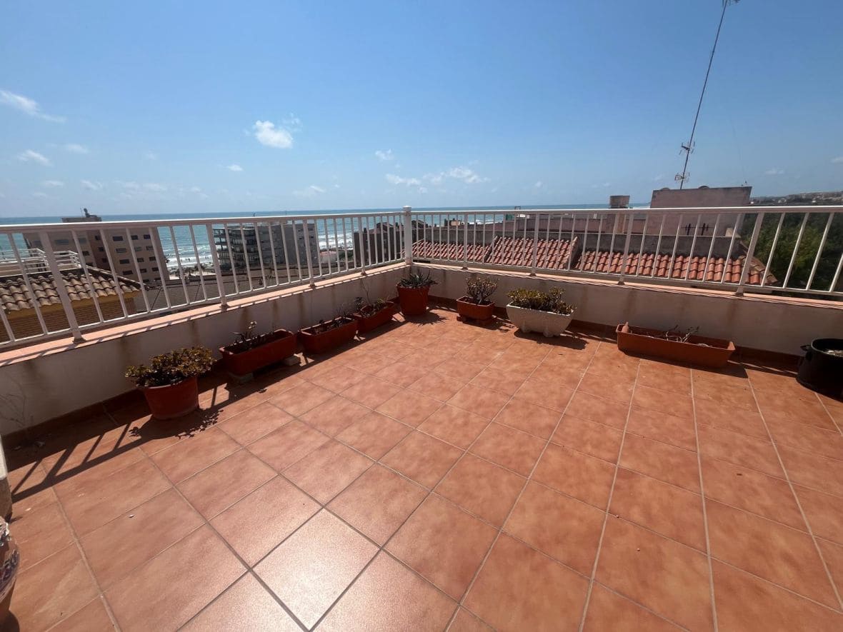 2 soveværelse Lejlighed til salg i Guardamar del Segura - € 235.000 (Ref: 9160706)