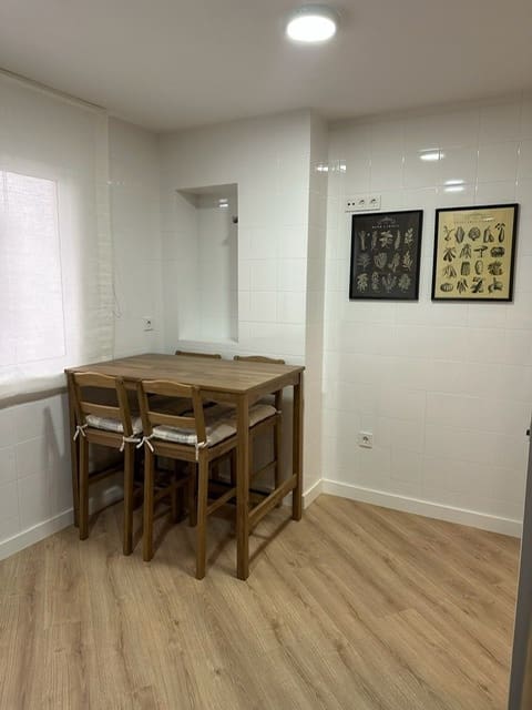 2 sypialnia Mieszkanie do wynajęcia w Miasto Alicante / Alacant - 1 500 € (Ref: 9318077)