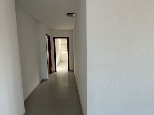 Kantoor te huur in Elda - € 1.000 (Ref: 9325389)