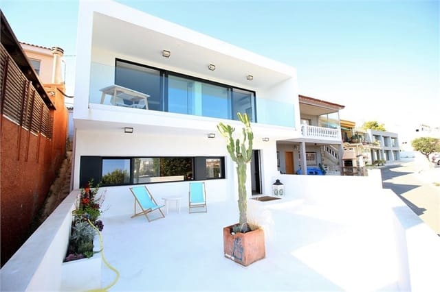 3 soveværelse Villa til leje i Cabo de las Huertas, Alicante by - € 2.900 (Ref: 9426926)