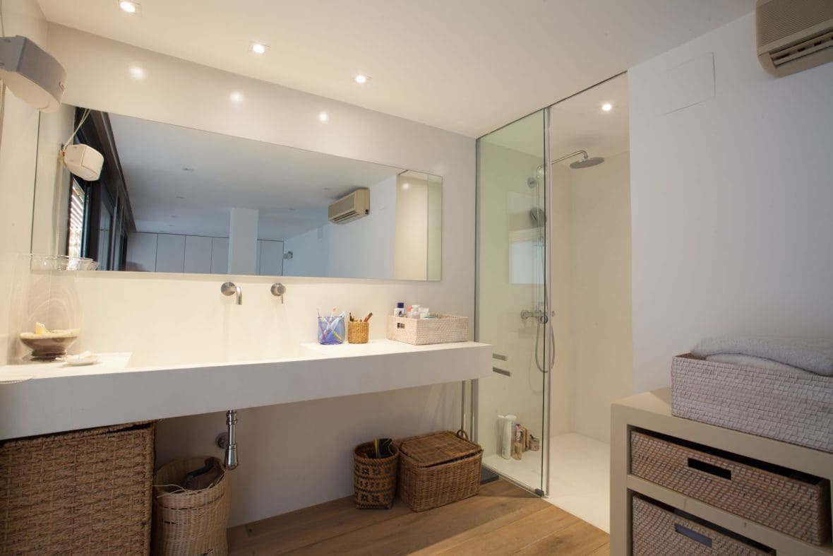 3 bedroom Villa for rent in Alicante / Alacant city - € 2,900 (Ref: 9426926)