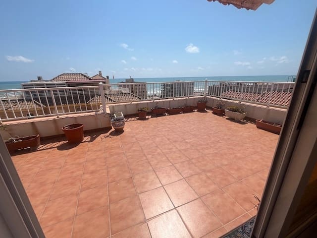 2 bedroom Flat for sale in Guardamar del Segura - € 232,000 (Ref: 9475113)