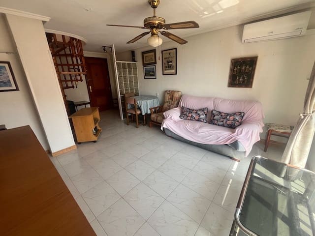 2 bedroom Flat for sale in Guardamar del Segura - € 232,000 (Ref: 9475113)