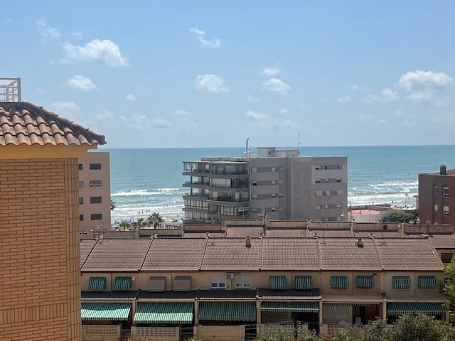 2 bedroom Flat for sale in Guardamar del Segura - € 232,000 (Ref: 9475113)