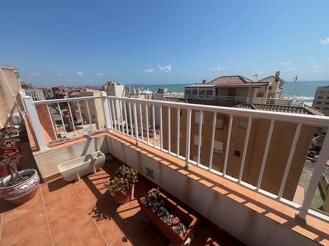 2 bedroom Flat for sale in Guardamar del Segura - € 232,000 (Ref: 9475113)