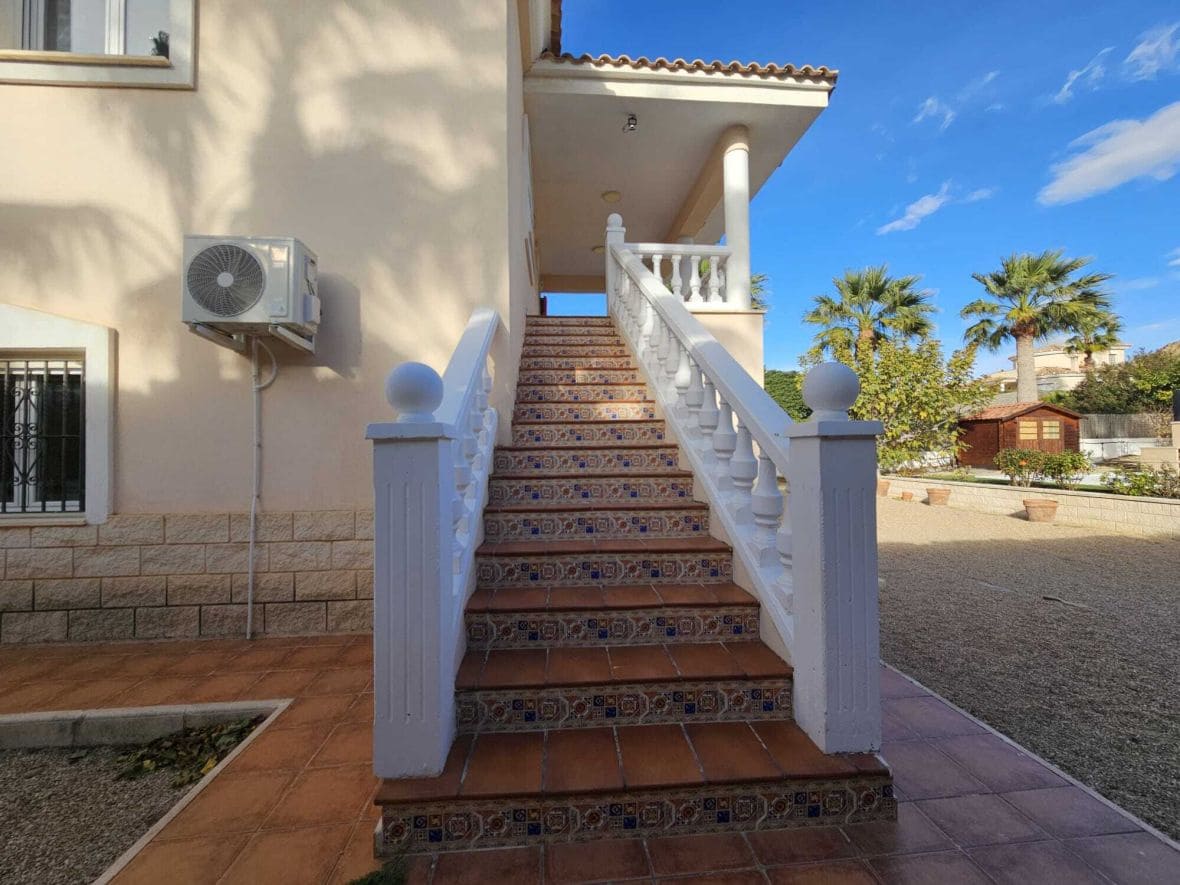 4 soveværelse Villa til salg i Muchamiel / Mutxamel - € 395.000 (Ref: 9510553)