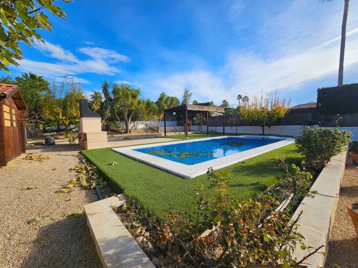 4 soveværelse Villa til salg i Muchamiel / Mutxamel - € 395.000 (Ref: 9510553)