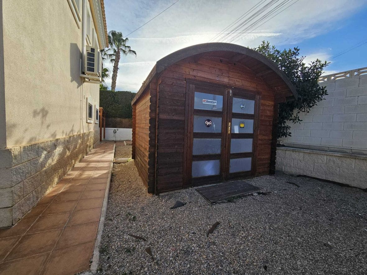 4 soveværelse Villa til salg i Muchamiel / Mutxamel - € 395.000 (Ref: 9510553)