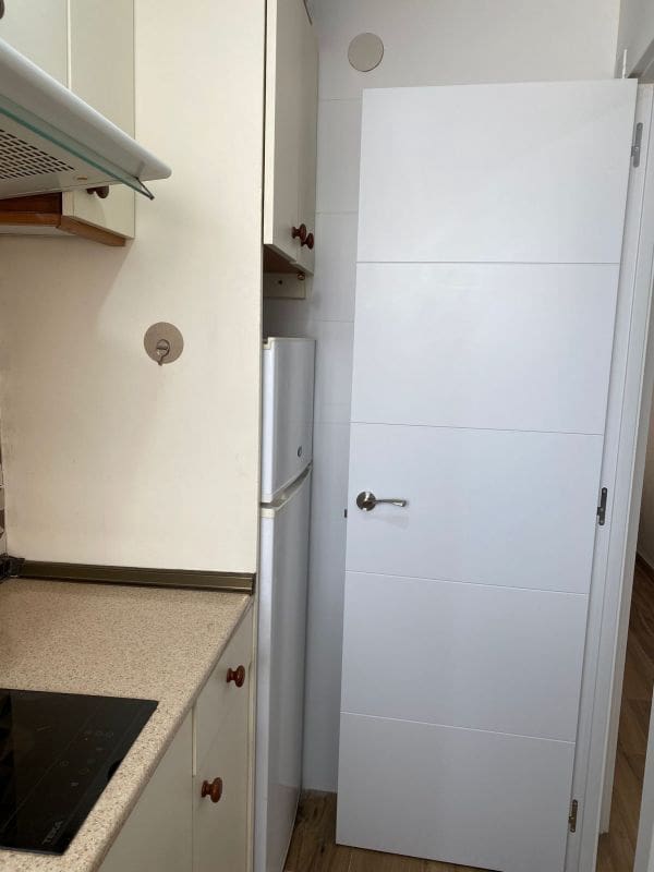 1 bedroom Flat for rent in Benidorm with pool - € 995 (Ref: 9518821)