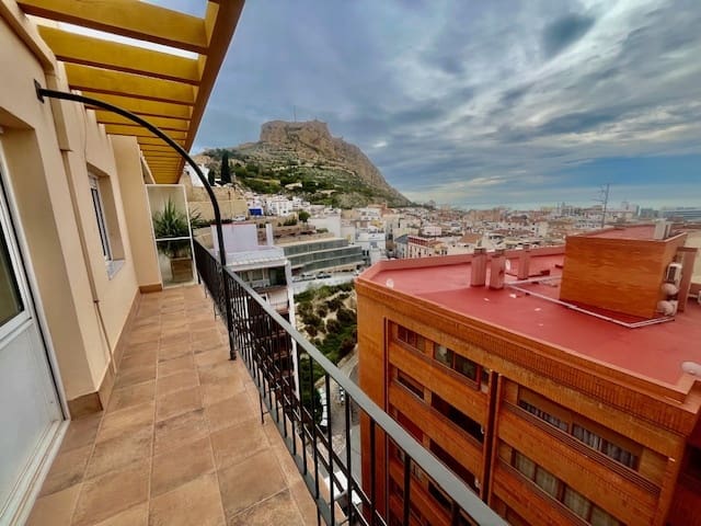 5 quarto Apartamento para venda em Alicante cidade - 685 000 € (Ref: 9552414)