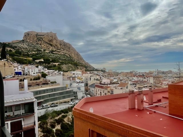 5 quarto Apartamento para venda em Alicante cidade - 685 000 € (Ref: 9552414)