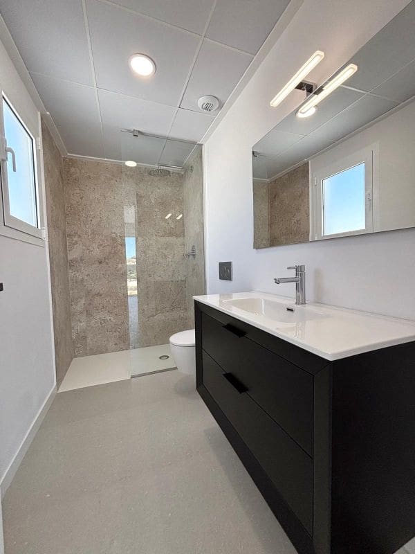 Chalet de 3 habitaciones en Muchamiel / Mutxamel en venta - 450.000 € (Ref: 9557431)