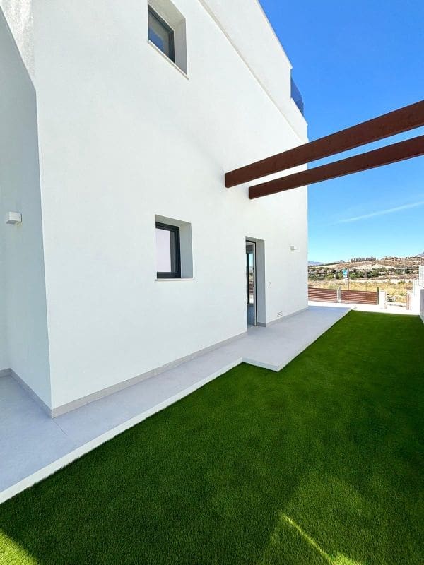 Chalet de 3 habitaciones en Muchamiel / Mutxamel en venta - 450.000 € (Ref: 9557431)