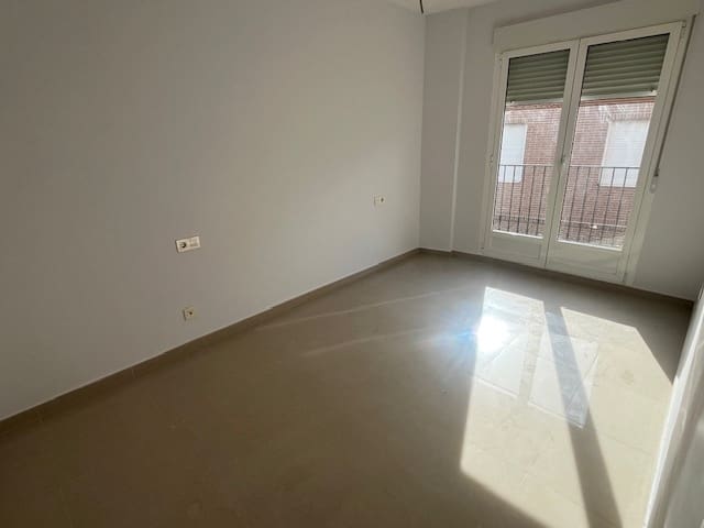 6 makuuhuone Huoneisto myytävänä paikassa Canada - 200 000 € (Ref: 9586809)